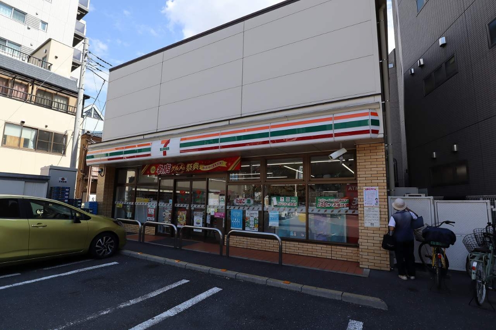 コンビニ　セブンイレブン 北区田端駅東店（コンビニ）まで357m