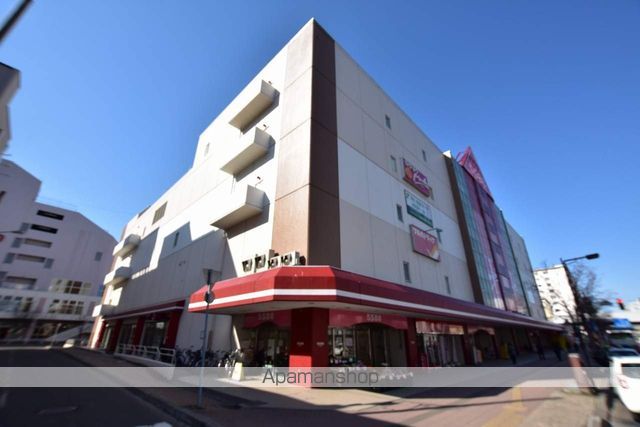ショッピングセンター　５５８８コトニ（ショッピングセンター）まで998m