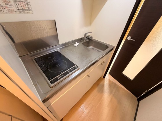 キッチン　※別部屋の写真です