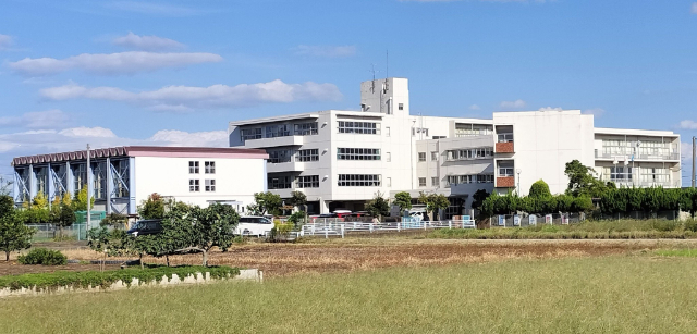 小学校　行田市立泉小学校（小学校）まで2100m