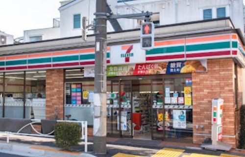コンビニ　セブンイレブン 上目黒5丁目店（コンビニ）まで271m