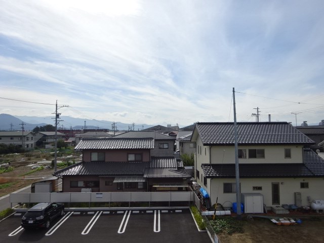 眺望　画像は301号室です（参考）