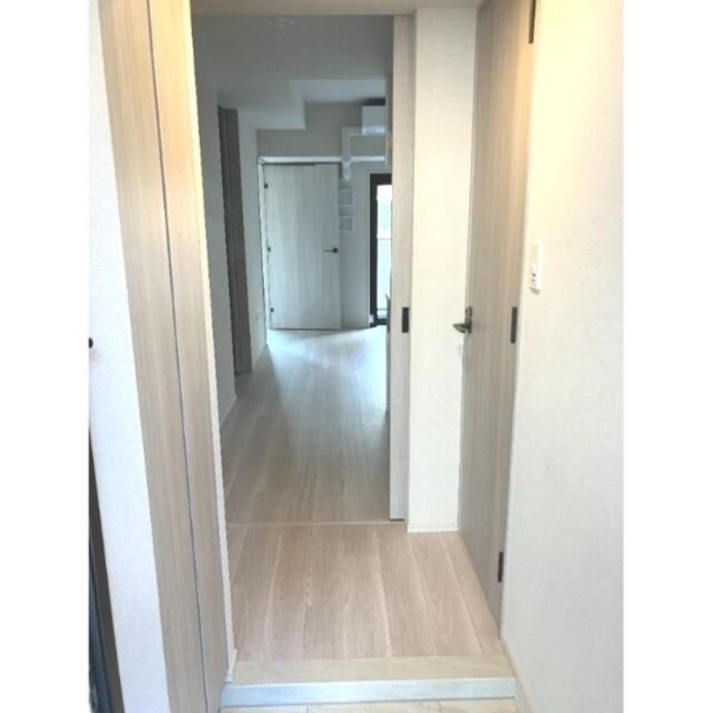 クリオラベルヴィ新富町の玄関写真