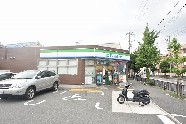 コンビニ　ファミリーマート　豊中北条町（コンビニ）まで258m