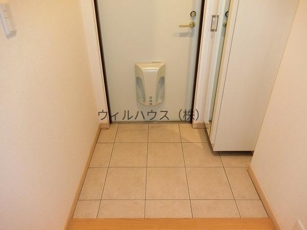 玄関　シューズボックスあり！