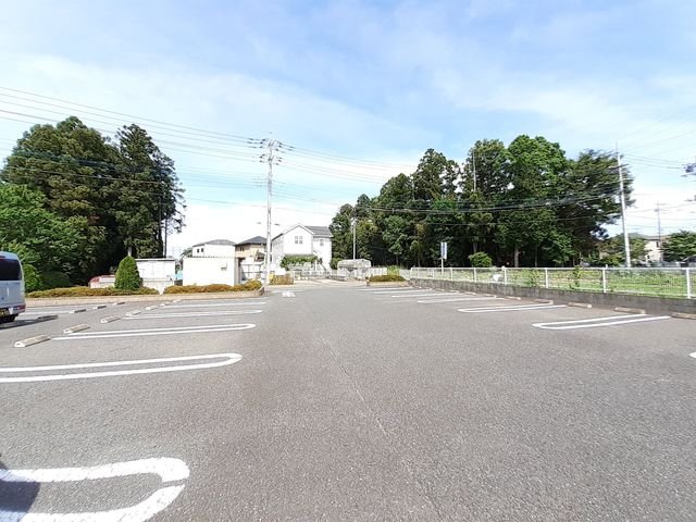 駐車場　駐車場完備です