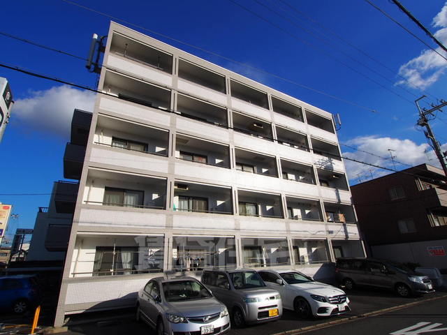 グレーシー西ノ京の外観写真