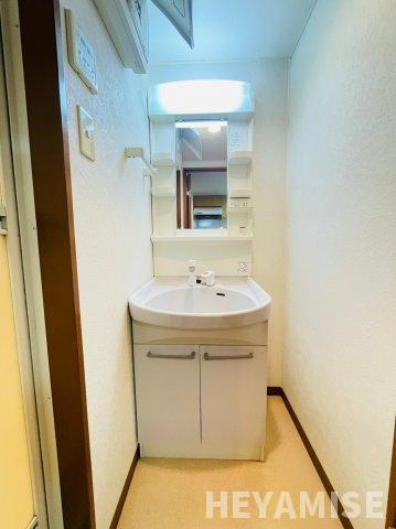 洗面設備　※反転間取りのお部屋の画像です※