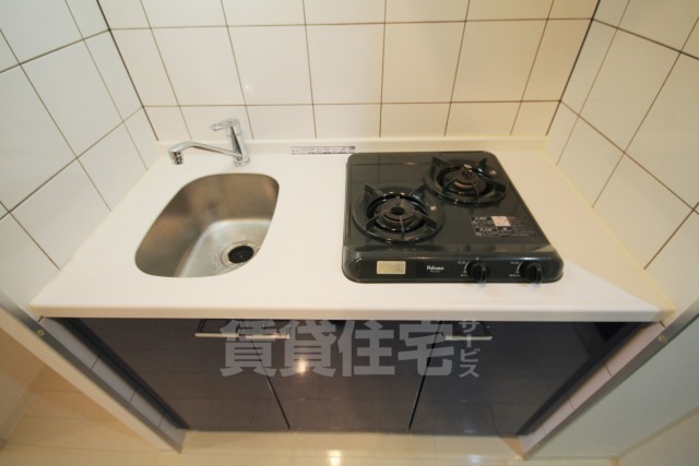 地下鉄堺筋線 北浜駅 徒歩6分 15階建 築20年のキッチン写真