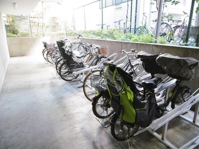 その他　★駐輪場★