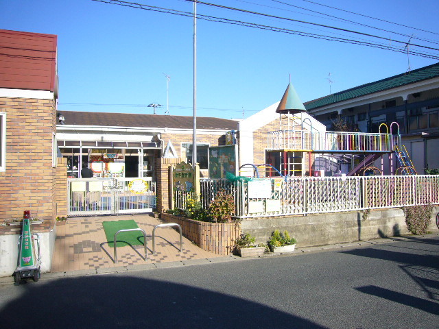 幼稚園・保育園　新井保育園（幼稚園・保育園）まで297m