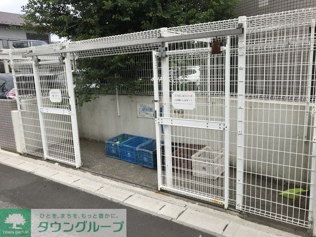 その他　ごみ置き場