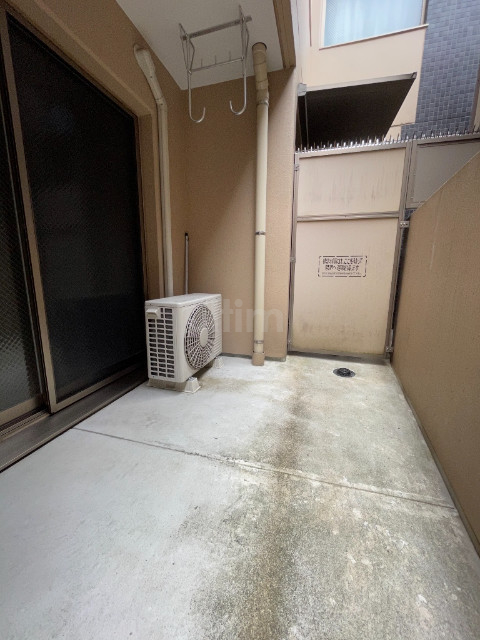 バルコニー　※別のお部屋の写真です