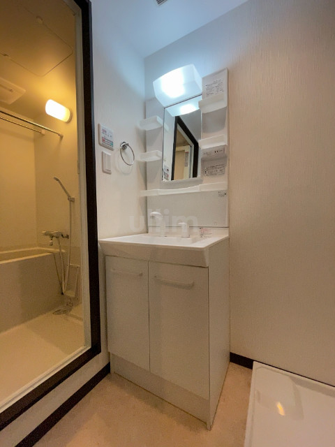 洗面設備　※別のお部屋の写真です