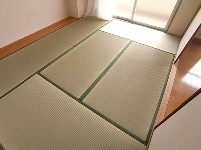 サンライズナイガイ塚口の内装写真