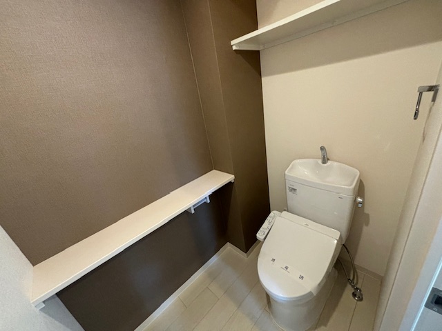 仙台市地下鉄南北線 北四番丁駅 徒歩12分 7階建 築5年のトイレ写真