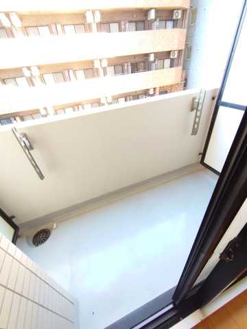 バルコニー　別部屋の参考写真となります