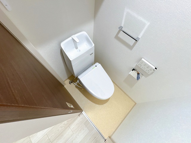 阪急京都線 相川駅 徒歩7分 3階建 築2年のトイレ写真