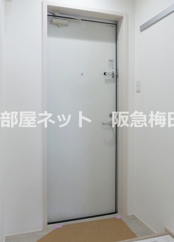 阪急千里線 豊津駅 徒歩9分 3階建 築6年の玄関写真