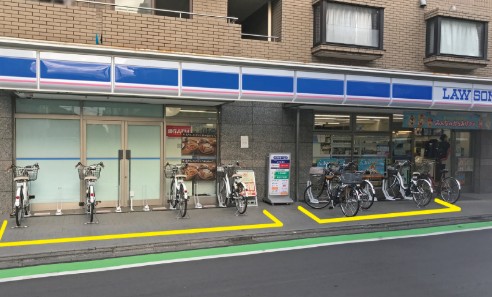 コンビニ　ローソン 祖師谷二丁目店（コンビニ）まで123m