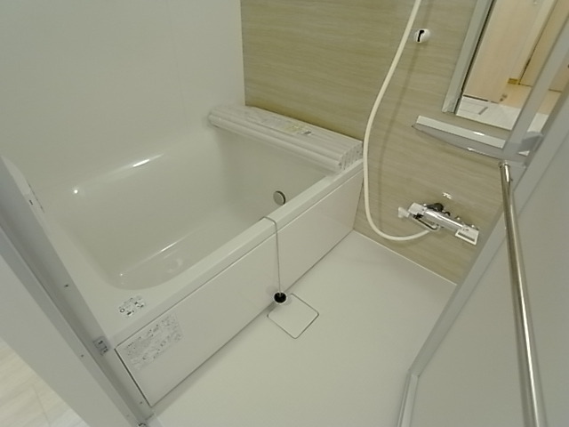 ラ テール南塚口の風呂写真