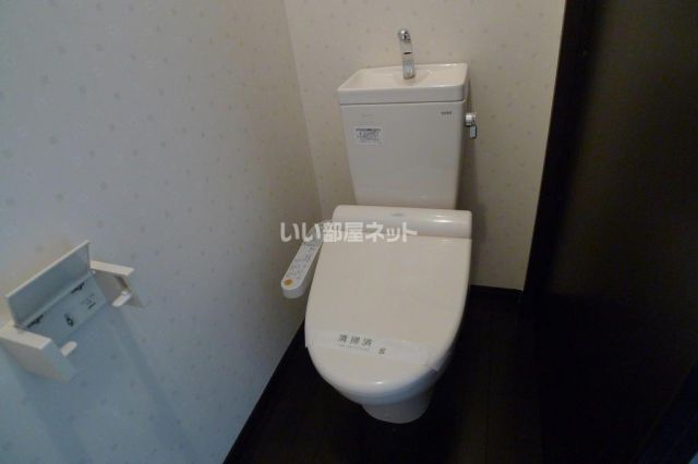 ＪＲ高崎線 深谷駅 徒歩12分 2階建 築15年のトイレ写真