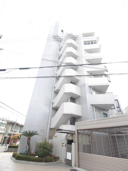 久保マンションの外観写真