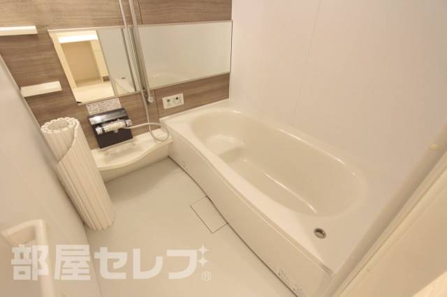 バス・シャワールーム　３０１号室撮影