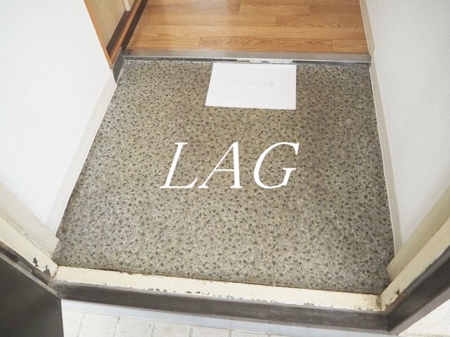 玄関　玄関です。