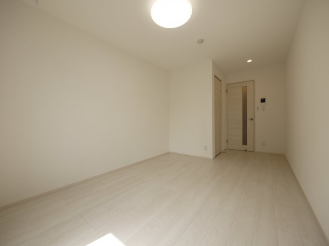 レインボーハートKの居間写真