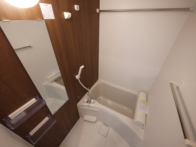 レインボーハートKの風呂写真