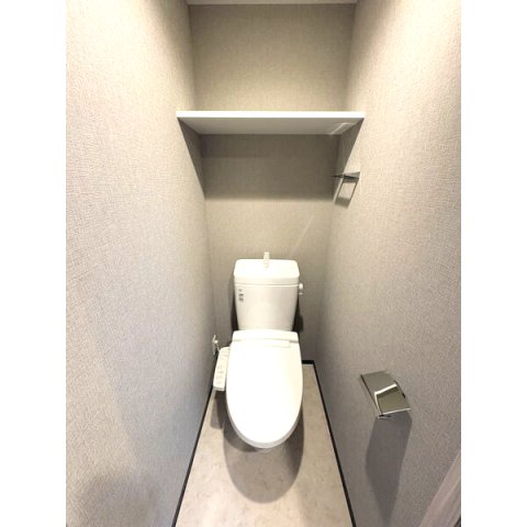地下鉄名城線 黒川駅 徒歩9分 15階建 築1年のトイレ写真