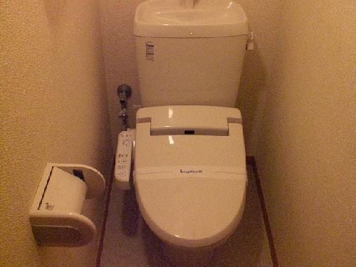 レオパレス経堂のトイレ写真
