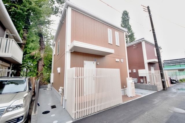 建物外観　お問い合わせはタウンハウジングまで