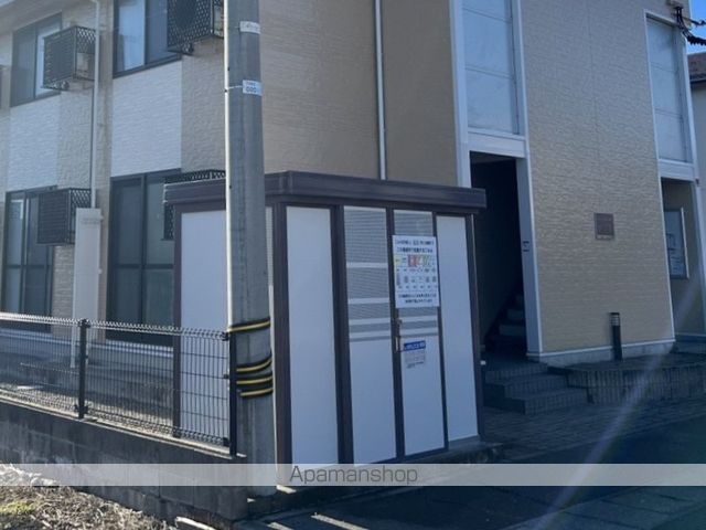 レオパレスセジュール小松の外観写真