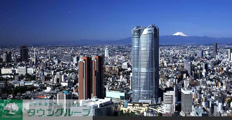 ショッピングセンター　六本木ヒルズ（ショッピングセンター）まで470m