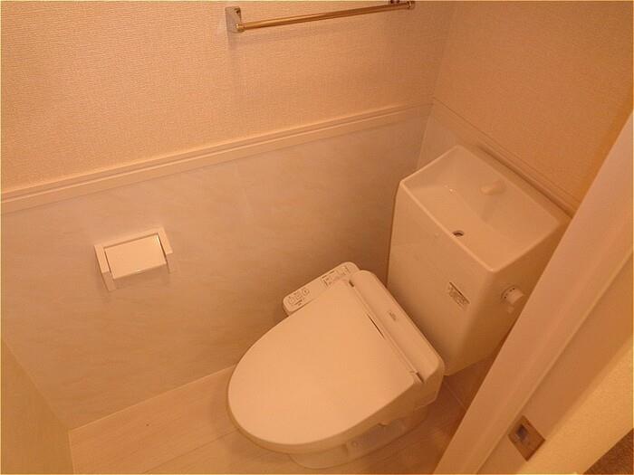 メゾン・アゼリアのトイレ写真