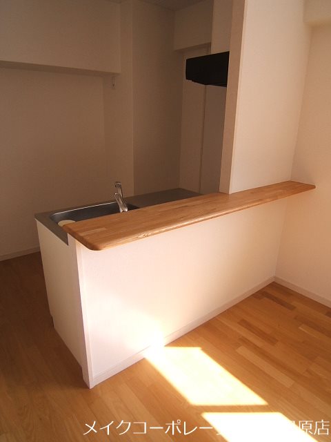 キッチン　写真は同型タイプ