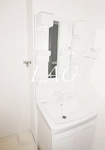 洗面設備　独立洗面台です。