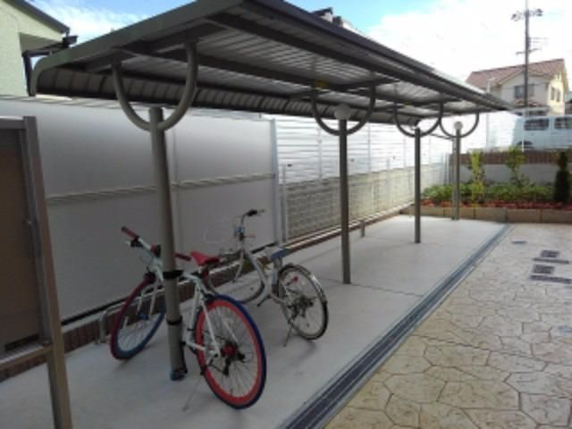 アルカン シェル IIの外観写真