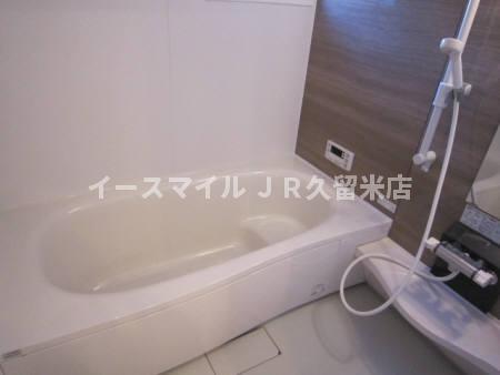 バス・シャワールーム　ゆったり過ごせるお風呂です