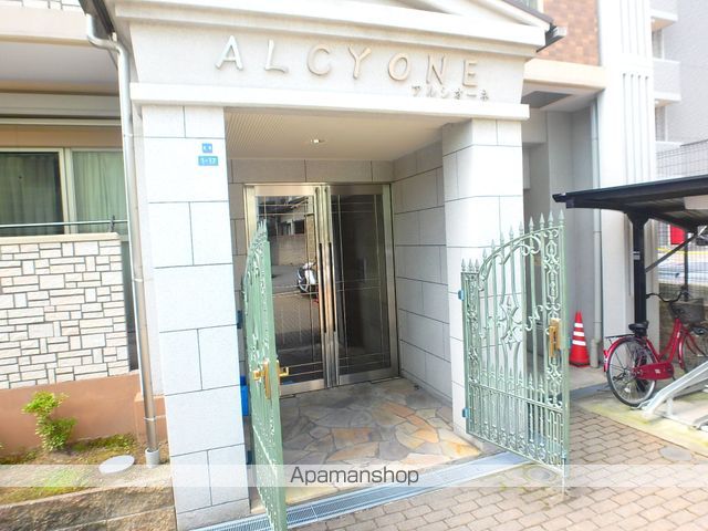 京阪本線 門真市駅 徒歩2分 3階建 築22年の外観写真