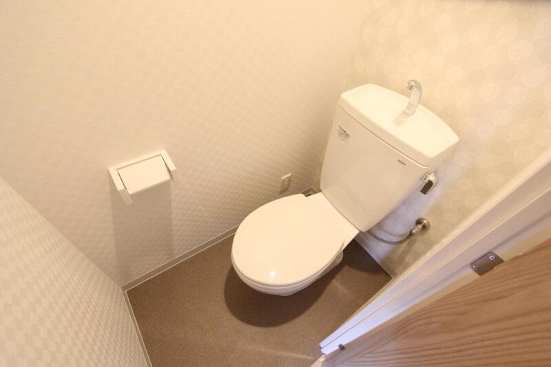 トイレ　同タイプの参考写真・イメージ写真です。