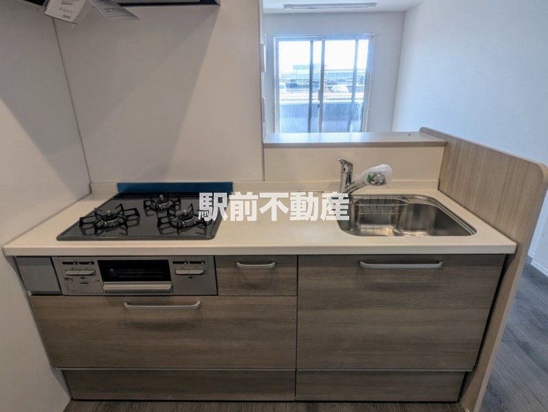 キッチン　同建物別部屋