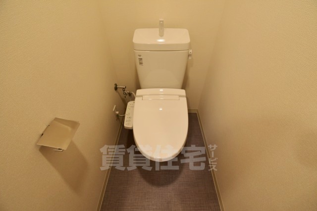 地下鉄谷町線 野江内代駅 徒歩8分 11階建 築6年のトイレ写真