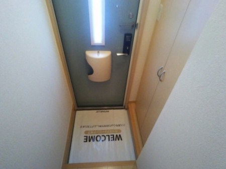 玄関　施工イメージです。