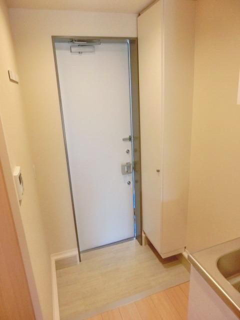 玄関　★シューズＢＯＸ完備★