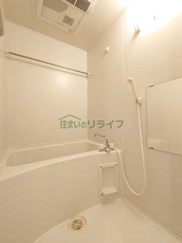バス・シャワールーム　※別部屋参考写真(反転タイプ)