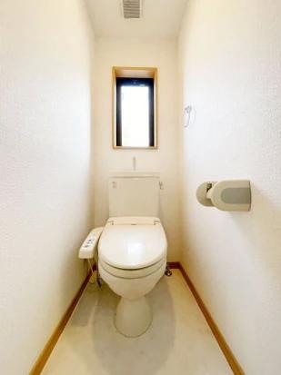 ピュア呉服町のトイレ写真