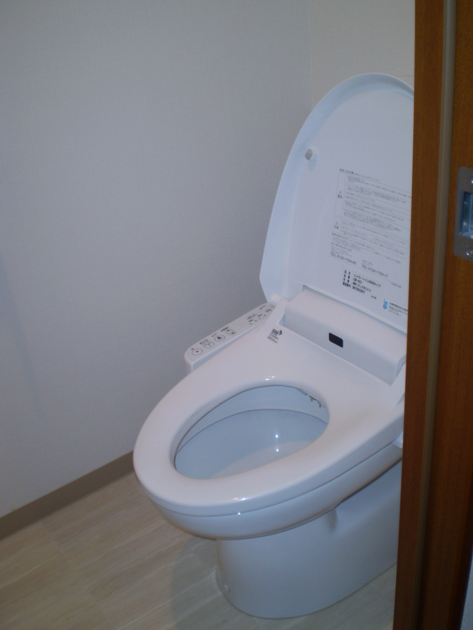 東急東横線 元住吉駅 徒歩5分 3階建 築15年のトイレ写真